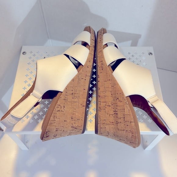 Rockport TruTech White Leather Wedge Heel Sandals Size 9 M Velcro Closure - Picture 6 of 11